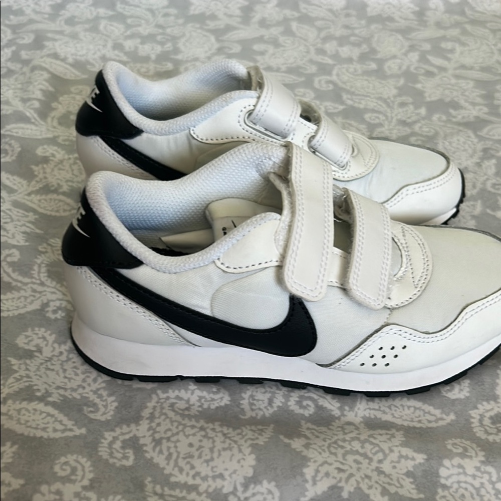 Nike Kids White and Black Velcro Sneakers